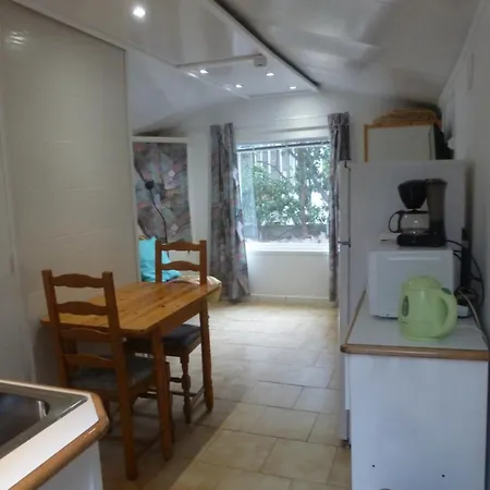 Apartament Ia Ora Na *